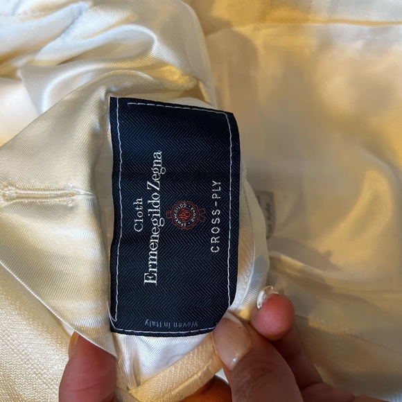 White Eleventy Blazer - Picture 6 of 6